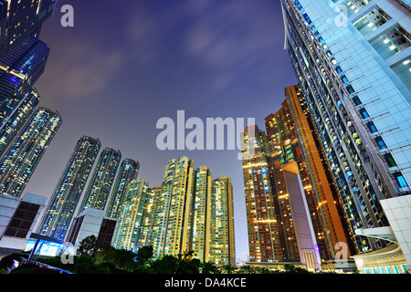 Il lusso elevato aumento appartamenti in Kowloon, Hong Kong, Cina. Foto Stock