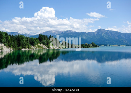 Forggensee e alpi Allgäu, Baviera, Germania Foto Stock