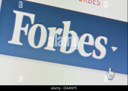Close up della rivista Forbes logo come visto sul suo sito web. (Solo uso editoriale: -print, TV, e-book e Redazione sito web). Foto Stock