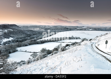 Veduta invernale di Newtondale dalla strada Levisham Foto Stock