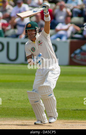 Worcester, Regno Unito. 4 luglio 2013. Australia Michael Clarke durante il giorno tre del pre ceneri warm up gioco tra Australia e Worcestershire in Strada Nuova Terra sulla luglio 04, 2013 a Worcester, Inghilterra. (Foto di Mitchell Gunn/ESPA/Alamy Live News) Foto Stock