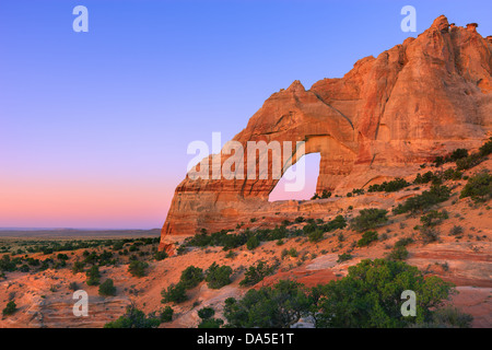 La White Mesa Arch, nella parte nord orientale della Arizona, Stati Uniti d'America Foto Stock