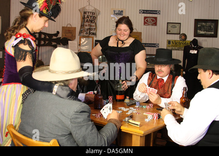 Un vecchio west gioco del poker Foto Stock