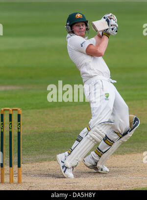 Worcester, Regno Unito. 4 Luglio, 2013. Australia Steven Smith batting durante il giorno tre del pre ceneri warm up gioco tra Australia e Worcestershire in Strada Nuova Terra sulla luglio 04, 2013 a Worcester, Inghilterra. (Foto di Mitchell Gunn/ESPA/Alamy Live News) Foto Stock