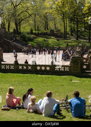 Bethesda terrazza, Central Park in primavera, NYC Foto Stock