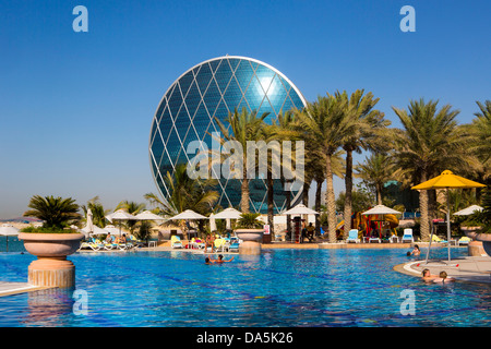 Emirati Arabi Uniti, Emirati arabi, del Medio Oriente, Abu Dhabi, città, Al Raha Beach, Aldar Headquarters, Aldar, circolare, edificio, architetto Foto Stock