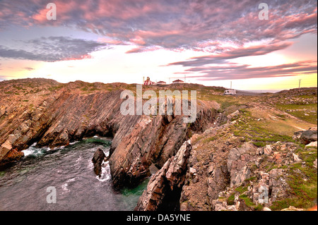 Camper, camper, camper, Bonavista, Faro, Terranova, Canada, sera, costa, rocce, mare Foto Stock