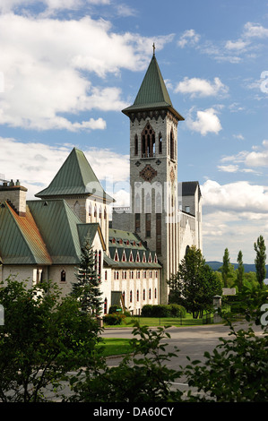 Canada, Cattedrale, nuvole, Eastern Townships, Abbaye, Saint Benoit, Quebec, architettura, costruzione, diurno, parco, religione, rel Foto Stock