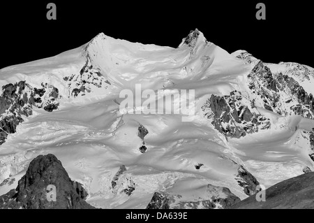 La seconda montagna più alta in Europa occidentale, il monte rosa nel sud della Svizzera al di sopra di Zermatt. Gli alpinisti rotta per il Foto Stock