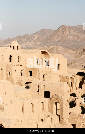 Deserto antico villaggio di Kharanaq vicino a Yazd, Iran centrale Foto Stock