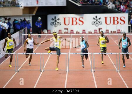 Losanna, Svizzera. 04 Luglio, 2013. IAAF Diamond League Atletica leggera incontro. 400m Hurdle Javier Culson Credito: Azione Sport Plus/Alamy Live News Foto Stock