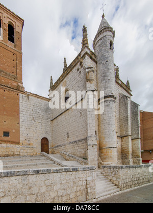 San Antonin Chiesa a Tordesillas (Spagna), che si trova in provincia di Valladolid, luogo dove monarchi cattolici hanno firmato il Trattato. Foto Stock