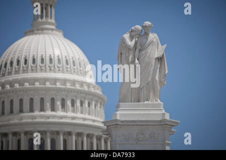 Statua di dolore e la storia del monumento di pace presso il Campidoglio US motivi - Washington DC, Stati Uniti d'America Foto Stock