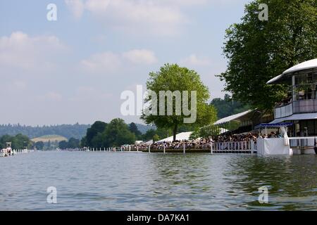 Henley-on-Thames, Oxfordshire, Regno Unito. 06 Luglio, 2013. L'Henley corso durante le semifinali giorno del Royal Henley Regatta. Credito: Azione Sport Plus/Alamy Live News Foto Stock