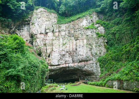 Inghilterra, Somerset, Wookey Hole, ingresso di Wookey Hole Caves Foto Stock