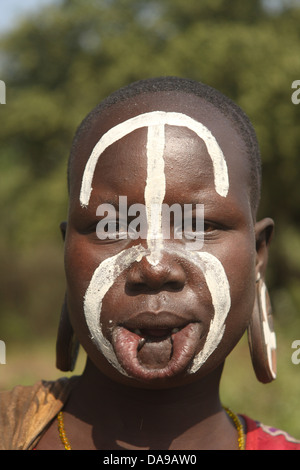 Etiopia, Africa, sud Etiopia, Mursi, mago, parco nazionale, giovane donna, tribù, minoranza, gruppo di minoranza, etnologia, ethnolog Foto Stock