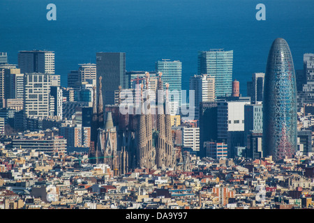 Spagna, Europa, Catalonia, agbar, Barcelona, edifici, città, Diagonal Mar, Mediterraneo, metropoli, Sagrada Familia, chiesa, s Foto Stock