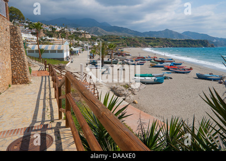 Spiaggia Burriana, Nerja, Malaga, La Axarquia, Costa del Sol, Spagna Foto Stock