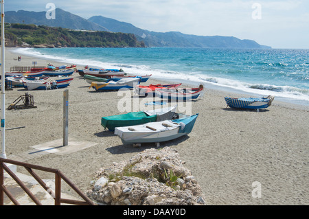 Spiaggia Burriana, Nerja, Malaga, La Axarquia, Costa del Sol, Spagna Foto Stock