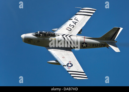 Vintage USAF Jet North American Sabre F86G-SABR 8178 battenti di Old Warden Shuttleworth corteo militare Foto Stock