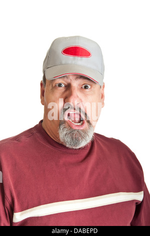Maschio adulto con uno sguardo di orrore sul suo viso isolato su uno sfondo bianco. Foto Stock