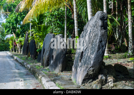 Il denaro in pietra sull'isola di Yap, Stati Federati di Micronesia, Isole Caroline, Pacific Foto Stock