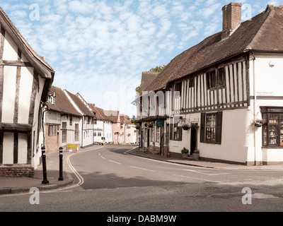 A struttura mista in legno e muratura negozi in legno e case nel borgo medievale di Lavenham, Suffolk, Regno Unito Foto Stock