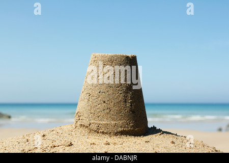 Sandcastle sulla spiaggia Foto Stock