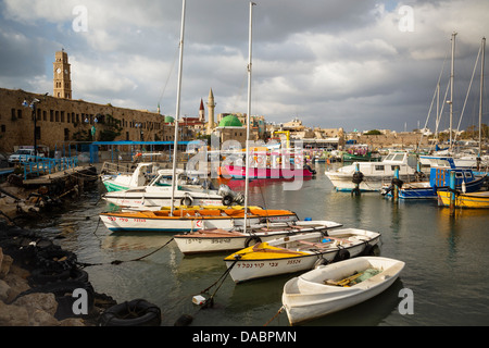 Il porto alla città vecchia di Akko (ACRE), il Sito Patrimonio Mondiale dell'UNESCO, Israele, Medio Oriente Foto Stock