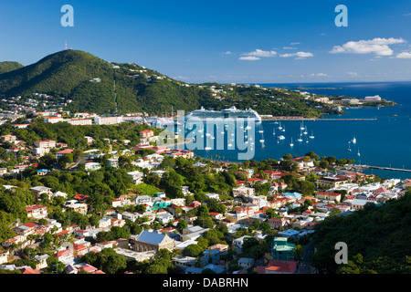 Vista in elevazione su Charlotte Amalie, san Tommaso, U.S. Isole Vergini americane Isole Sottovento, West Indies, dei Caraibi e America centrale Foto Stock