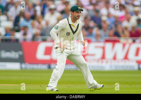 Nottingham, Regno Unito. 10 Luglio, 2013. Australia Phillip Hughes durante il giorno uno dei primi Investec Ceneri Test match a Trent Bridge Cricket Ground sulla luglio 10, 2013 a Nottingham, Inghilterra. Credito: Mitchell Gunn/ESPA/Alamy Live News Foto Stock