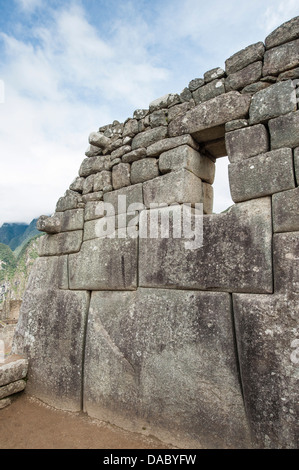 Machu Picchu, Sito Patrimonio Mondiale dell'UNESCO, vicino a Aguas Calientes, Perù, Sud America Foto Stock