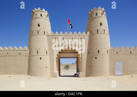 Al Jahili Fort, Al Jahili Park, Al Ain, Abu Dhabi, Emirati Arabi Uniti, Medio Oriente Foto Stock