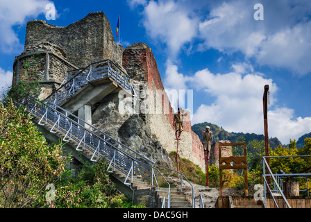 Fortezza di Poenari è Vlad Tepes Castello, Principe della Valacchia medievale, moderna Romania Foto Stock