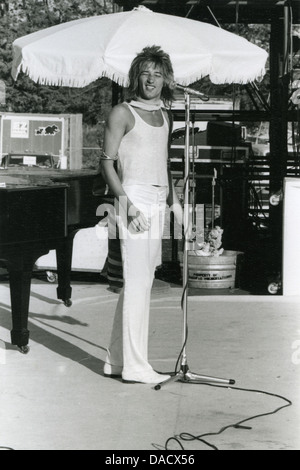 ROD STEWART con le facce a Los Angeles nell'ottobre 1973 Foto Stock