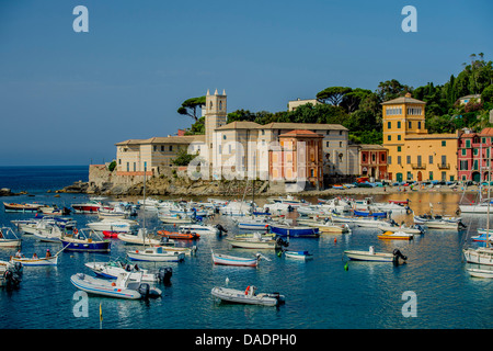 Idilliaco porto di Sestri Levante, in Italia, la Liguria Cinque Terre , Sestri Levante Foto Stock