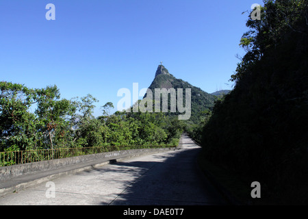 Corcovado e la statua del Cristo Redentore a Rio de Janeiro in Brasile Foto Stock