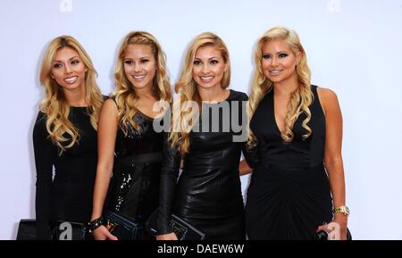 All'arrivo per Red 2 Premiere, Regency Village Westwood Theatre, Los Angeles, CA Luglio 11, 2013. Foto di: Dee Cercone/Everett Collection Foto Stock