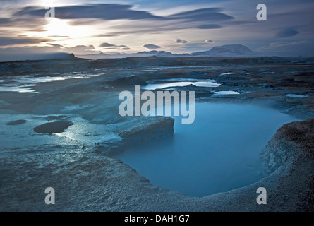 Pentole di fango nel campo geotermico Namaskard, Islanda, Namaskard Foto Stock