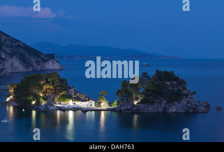 Panagia isola a Parga vicino a Syvota in Grecia. Mar Ionio Foto Stock