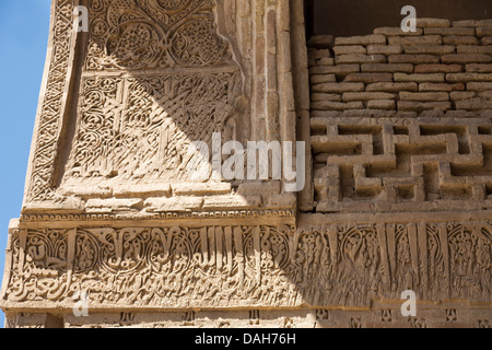 Dettaglio di stucco, Robat-i caravanserai Sharaf, Khorasan, Iran Foto Stock