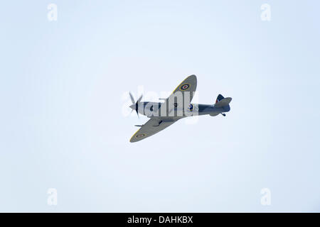 Gli RNA Yeovilton, UK. 13 Luglio, 2013. Spitfire, RNAS Yeovilton aria credito display: David Hammant/Alamy Live News Foto Stock