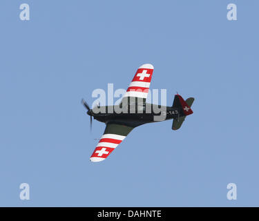 Swiss Airforce Morane D-3801 degli aerei da caccia a Flying Legends Foto Stock