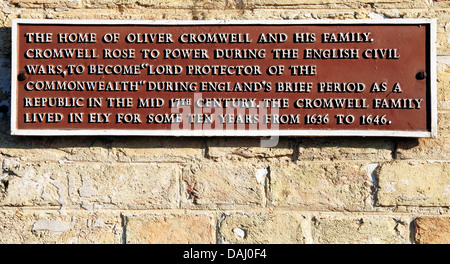 Ely, Oliver Cromwell's House, informazioni di placca, Cromwell Foto Stock