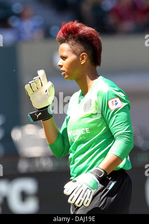 Luglio 14, 2013 - Portland, OR, Stati Uniti d'America - 14 Luglio 2013 - Portland, Oregon, Stati Uniti d'America. #1 Karina LeBlanc prima di iniziare la partita NWSL tra la visita a New York occidentale il flash e il Portland spine a Jeld Wen Stadium, Portland, O Foto Stock