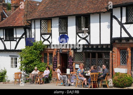 Shelly's Tea Rooms Situato nel pittoresco villaggio di Chilham, Kent, Inghilterra, Regno Unito, GB Foto Stock