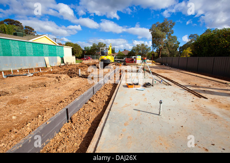 Dual house sito in costruzione nella periferia nord di Adelaide chiamato Ingle Farm Foto Stock