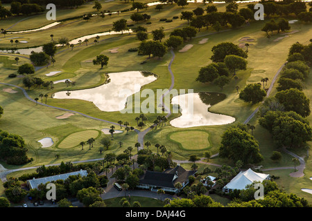 Vista aerea dei Patriots Point golf in Mount Pleasant, SC. Foto Stock