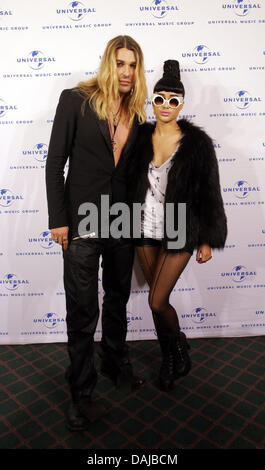 Il violinista David Garrett e cantante Natalia uccide prima l'Eco Awards da Universal Music a Berlino, Germania, 24 marzo 2011. Foto: Xamax Foto Stock