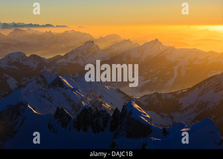 Vista dal Saentis (2502 m) sull Alpstein al tramonto, Svizzera, Appenzeller Alpen Foto Stock